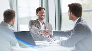 How to Hire Your First Employee in a Dubai Free Zone
