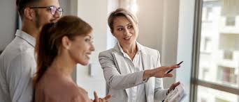 Hiring a Dubai Real Estate Company for Villa Management