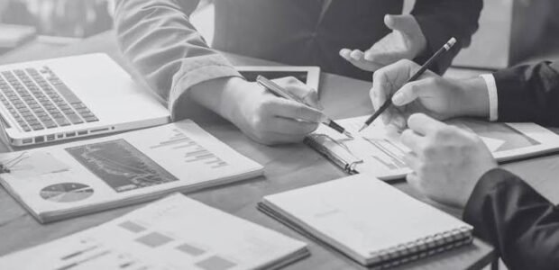 Ways a Setup Consultant Saves You Money at Registration